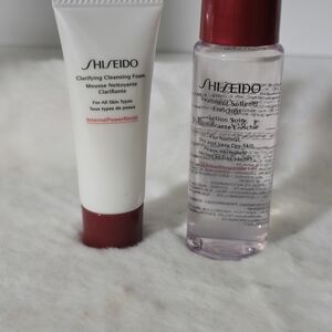 Shiseido Clarifying Cleansing Foam and Treatment Softener Set